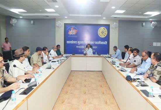 मुख्य निर्वाचन पदाधिकारी मध्यप्रदेश ने निर्वाचन व्यय निगरानी के लिए एनफोर्समेंट एजेंसियों के नोडल अधिकारियों के साथ की बैठक