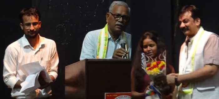 स्नेहा कुमारी का सम्मान