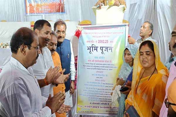 प्रदेश में सड़कों के निर्माण पर दिया जा रहा है विशेष ध्यान