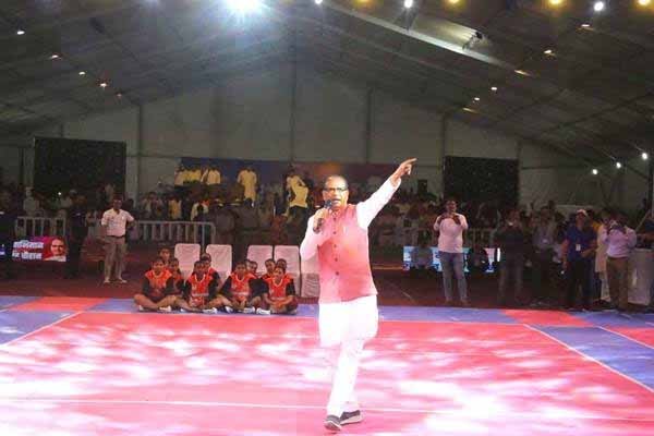 बेटे-बेटी के अंतर्राष्ट्रीय स्तर पर खेलने के लिए हर सुविधा दूँगा:मुख्यमंत्री चौहान