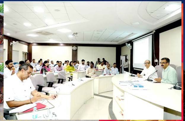 2 से 31 अगस्त तक प्रदेश के सभी मतदान केंद्रों पर बीएलओ की उपलब्धता सुनिश्चित करें: मुख्य निर्वाचन पदाधिकारी मध्यप्रदेश अनुपम राजन