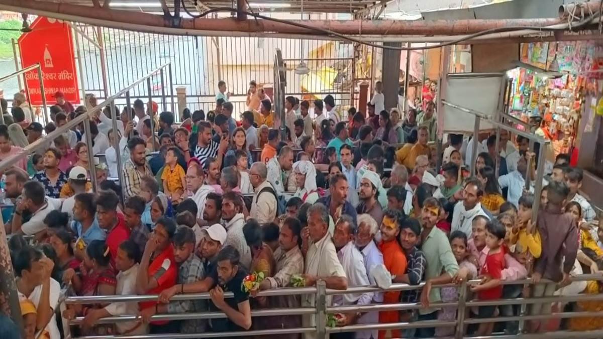 आज सावन के चौथे सोमवार को भगवान ओंकारेश्वर का 251 लीटर पंचामृत से होगा महाअभिषेक