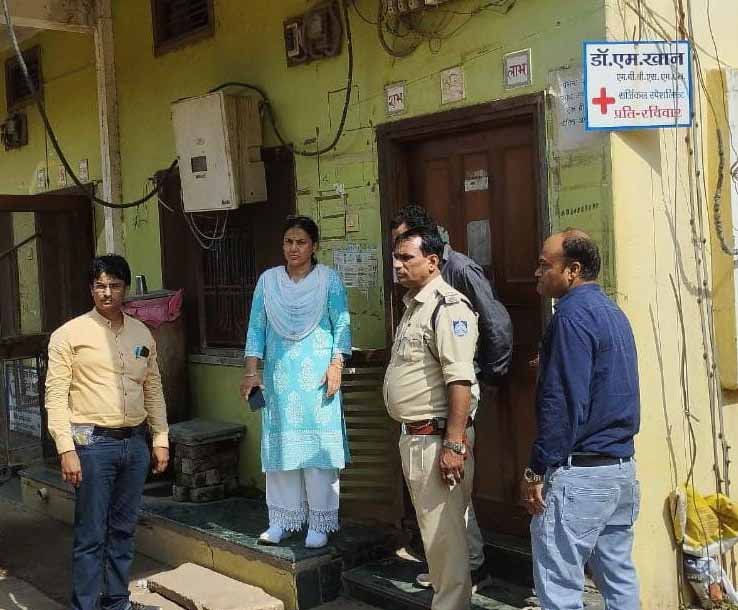 गरोठ में झोलाछाप डॉक्टर के क्लिनिक को सील कर एफआईआर दर्ज की गई