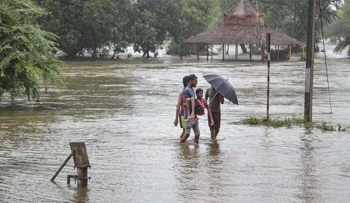 मौसम विभाग का प्रदेश के 15 जिलों में भारी बारिश का अलर्ट, जानें कहां-कहां हो सकती है जोरदार बारिश?