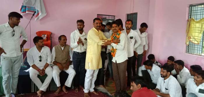 समाज बचाओ समाज जगाओ के तहत टीकमगढ़ जिले में मीटिंग