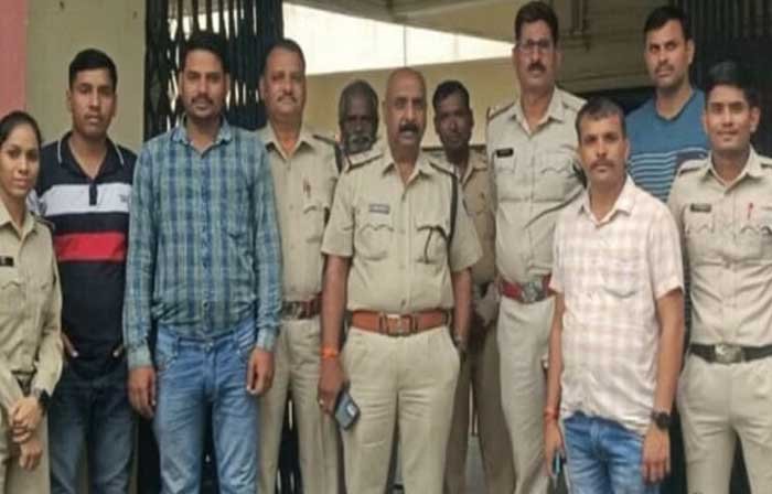 फरियाद ही निकला लूट का मास्टरमाइंड, दोस्तों को बुलाकर करवाई थी लूट, चार लोग हिरासत में