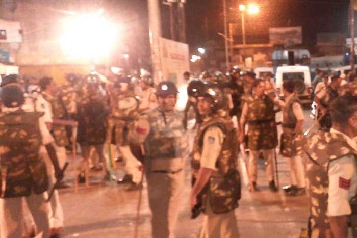 कांवड़ यात्रा पर खंडवा में पथराव, तनाव की स्थिति, पुलिस ने संभाला मोर्चा