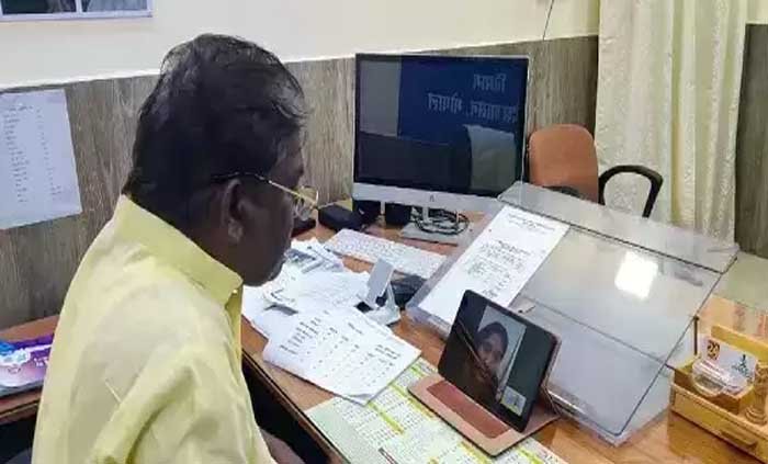 स्वास्थ्य मंत्री डॉ. चौधरी ने किया मरीजों से वर्चुअली संवाद
