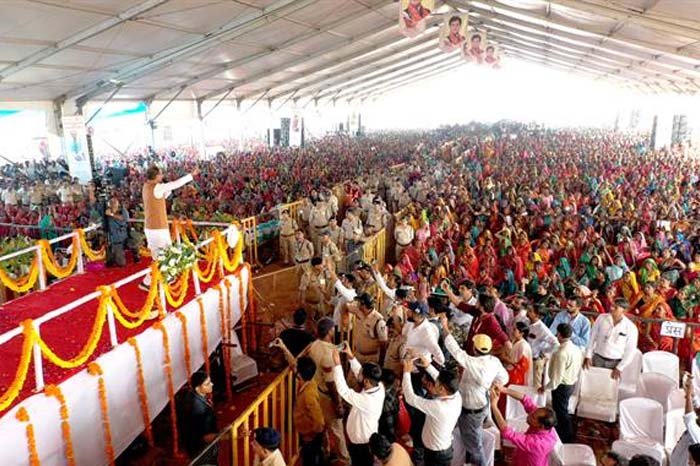 गरीब परिवारों की जिंदगी बदलना है मिशन : मुख्यमंत्री चौहान