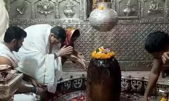 महाकाल की शरण में तमिलनाडु के राज्यपाल, पूजा-अर्चना कर लिया आशीर्वाद