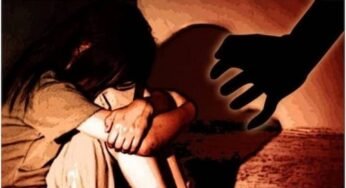 UP : छेड़छाड़ के विरोध पर छात्रा को शोहदों ने ट्रेन के आगे फेंका, एक हाथ-दोनों पैर कटे, हालत गंभीर
