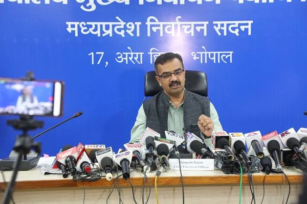 धार्मिक और सांस्कृतिक कार्यक्रमों का राजनीतिक उपयोग कतई न हो: सीईओ