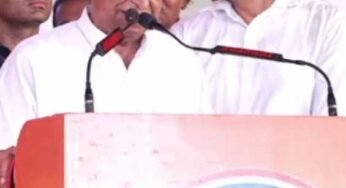 विशाल जनसभा को संबोधित करते हुए कमलनाथ ने कहा- मैं आपका पड़ोसी और आपने लाभ नहीं उठाया