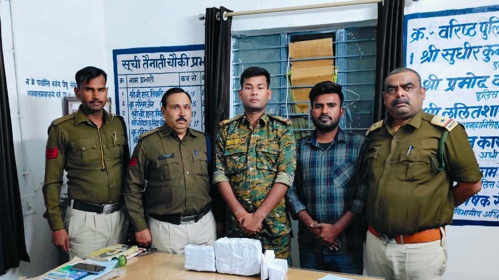 चौकी कनेरा नाका थाना बम्होरी कला पुलिस ने किए 5,56,500/- रुपये जप्त