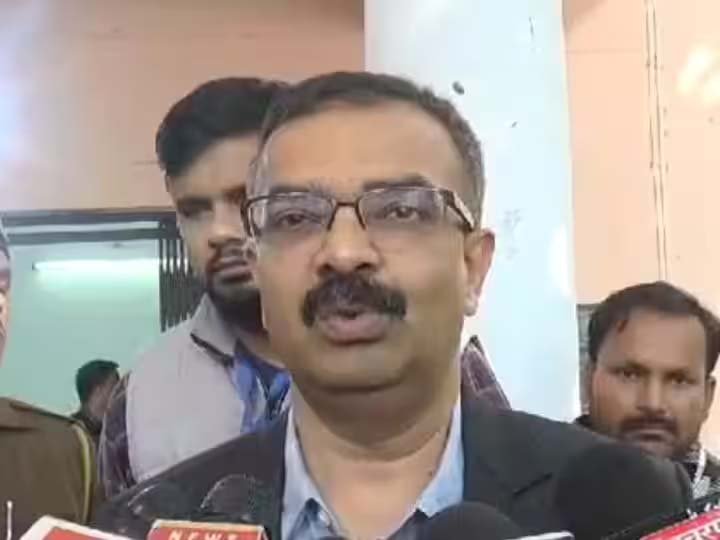 मुख्य निर्वाचन पदाधिकारी राजन ने ग्वालियर एवं भिण्ड में किया मतगणना केन्द्र का निरीक्षण