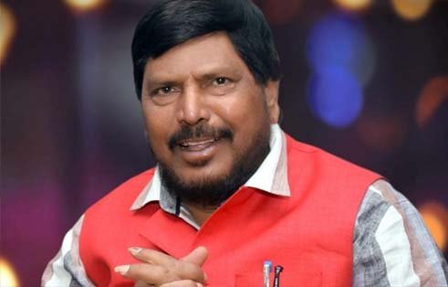 केंद्रीय मंत्री रामदास आठवले की पार्टी ने मध्यप्रदेश में भाजपा को दिया समर्थन