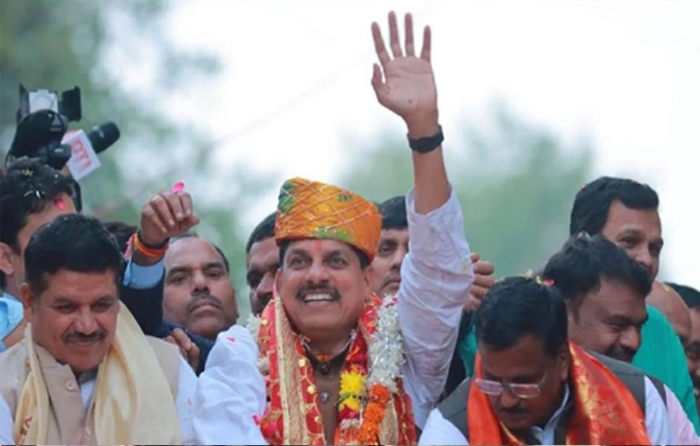 CM मोहन यादव ने उज्जैन में रात बिताकर तोड़ा मिथक, बोले- बाबा महाकाल तो पूरे ब्रह्मांड के राजा