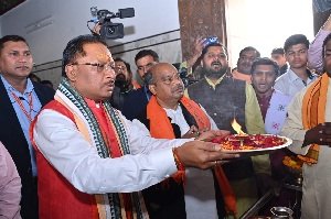 CG : मुख्यमंत्री विष्णु देव साय ने जगन्नाथ मंदिर में पूजा अर्चना कर प्रदेश की सुख समृद्धि की कामना की