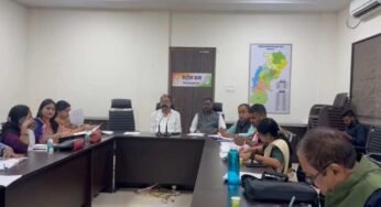 रायपुर : राजीव भवन कंट्रोल रूम का नजारा, रुझानों में कांग्रेस आगे