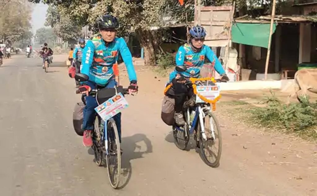 जांजगीर : रिटायर्ड जवानों ने शुरू की साइकिल यात्रा