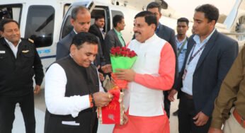 ओंकारेश्वर पहुंचे मुख्यमंत्री मोहन यादव, महंत मंगलदास से आश्रम में की मुलाकात