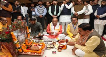 शपथ लेकर सीधे महाकाल की शरण में पहुंचे सीएम मोहन यादव, गर्भगृह में पांच मिनट लगाया ध्यान