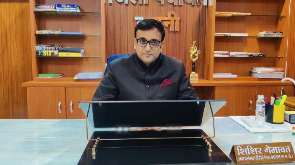 निर्माण कार्य में लापरवाही पड़ी भारी, जिला पंचायत सीईओ ने की सख्त कार्यवाही, सचिव को किया निलंबित
