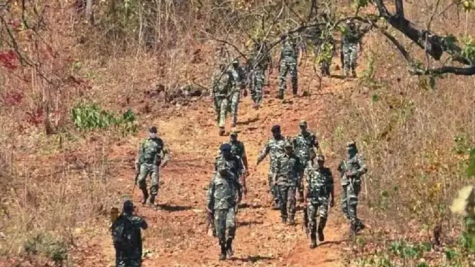 CG : बीजापुर-सुकमा बॉर्डर में नक्सली हमला, चार जवान घायल