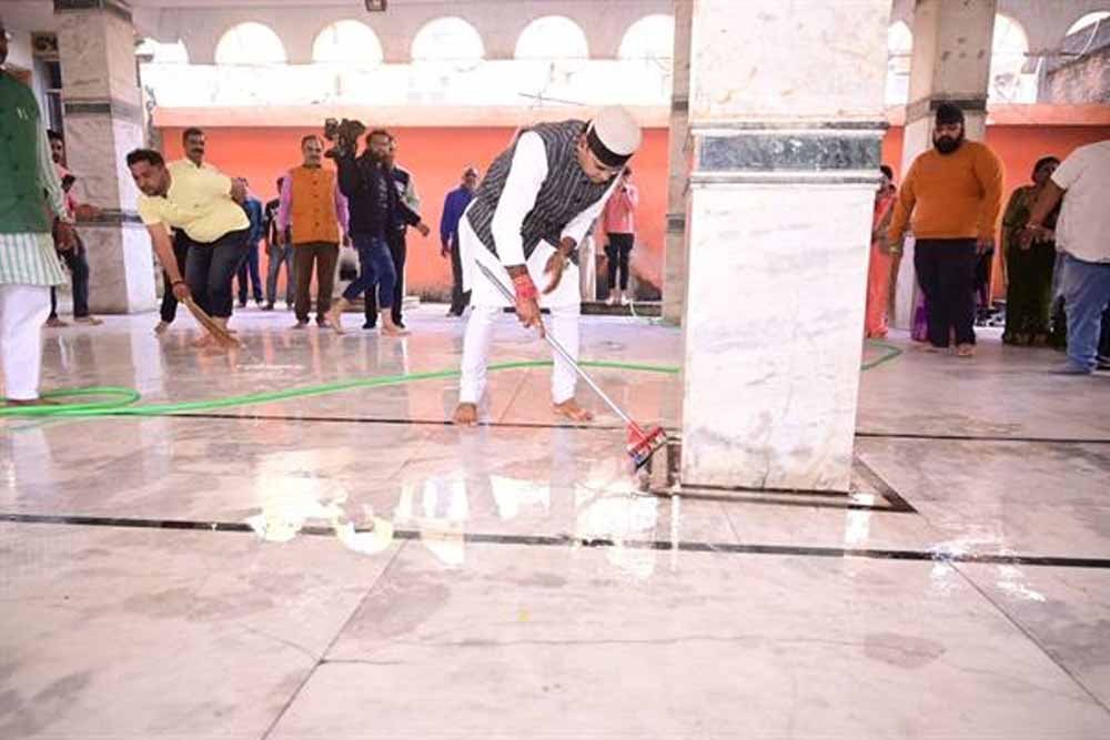 मंदिर स्वच्छता अभियान अनवरत रहेगा जारी: मंत्री श्री सारंग