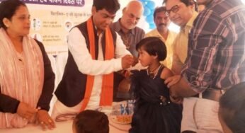 CG : विधायक सिन्हा ने विटामिन-ए की दवा पिला कर शिशु संरक्षण माह का शुभारंभ किया