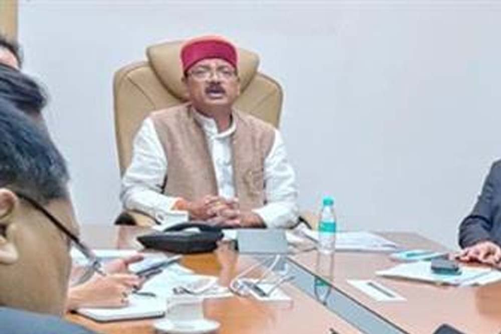 पढ़ाई के साथ संस्कार भी सीखें : राज्यमंत्री जायसवाल