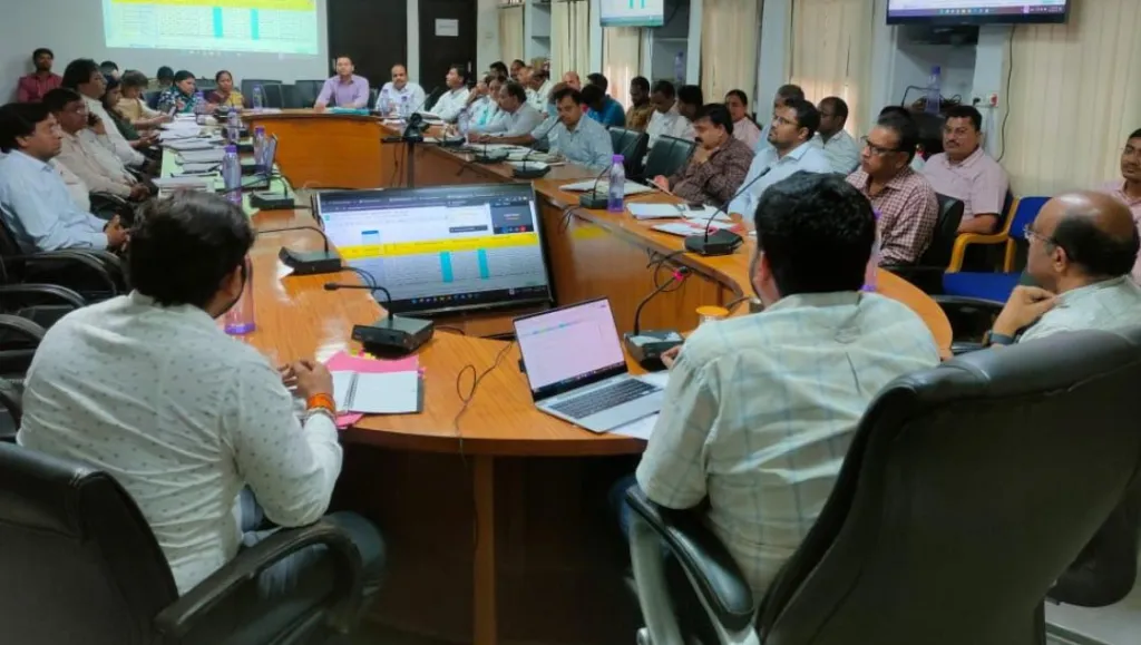CG : मोबाईल मेडिकल यूनिट संचालन के लिए लगाया गया पेनाल्टी