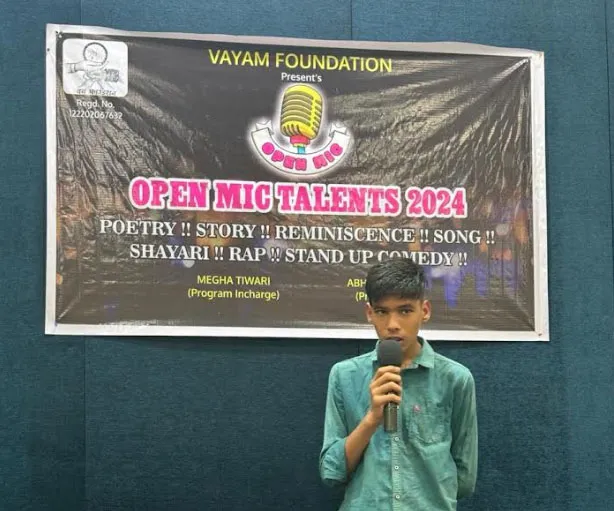 CG : वयं फाउंडेशन ने किया OPEN MIC TALENTS 2024 का आयोजन