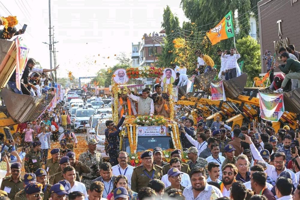 मध्य प्रदेश में कांग्रेस को बड़ा झटका, कमलनाथ के गढ़ में सीएम मोहन यादव ने 1500 कांग्रेसियों को दिलाई भाजपा में एंट्री