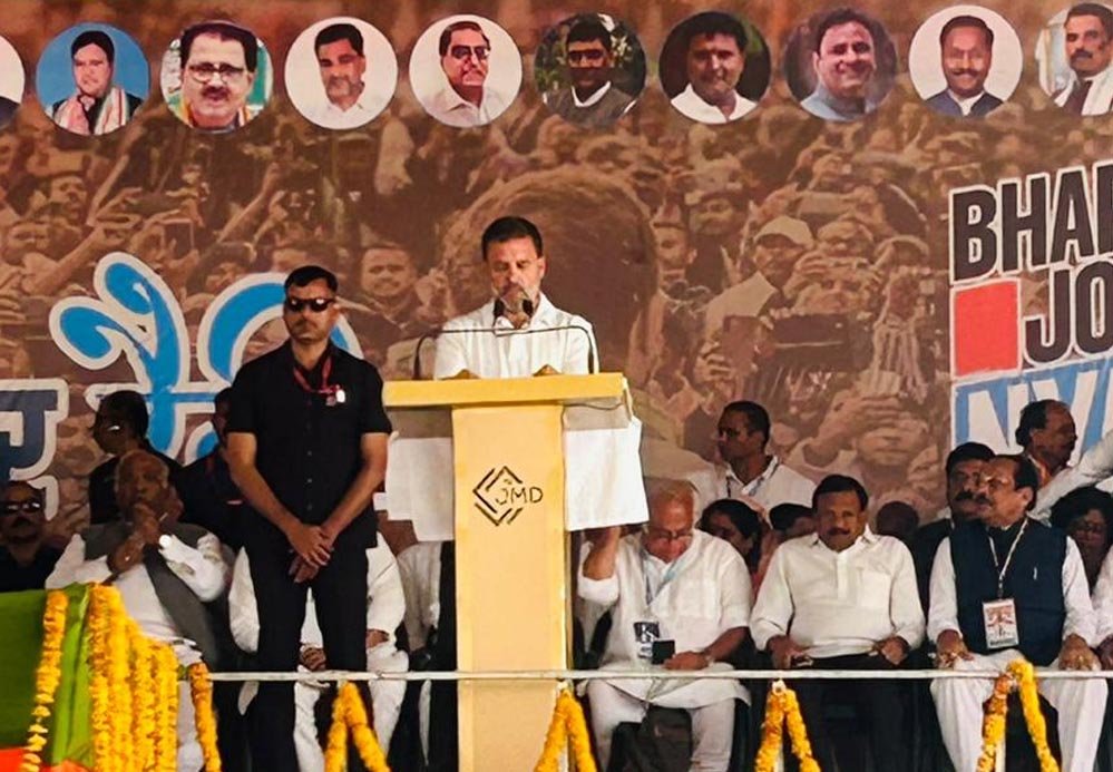 राहुल गाँधी की भारत जोड़ो यात्रा में 50 हजार से अधिक लोगों ने पहुंचकर सभा को ऐतिहासिक बना दिया