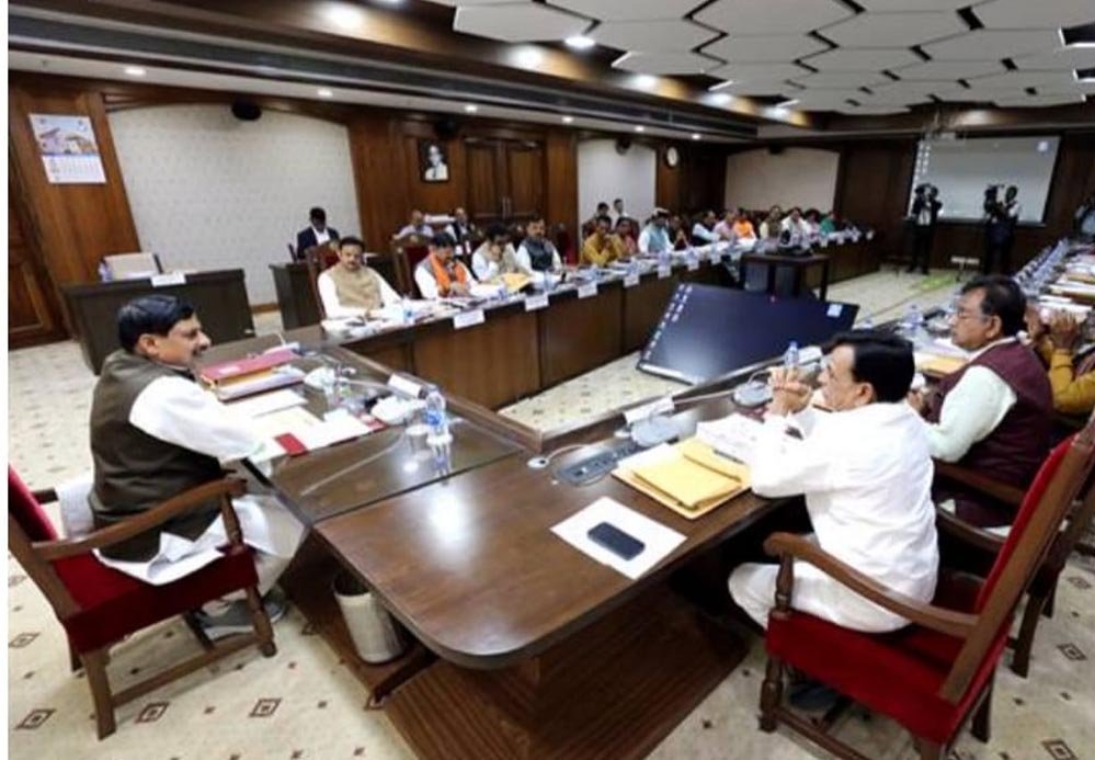 जिला अस्पतालों को निजी हाथों में देना दुर्भाग्यपूर्ण
