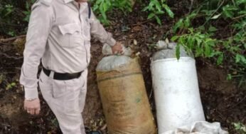 CG : 45 लीटर महुआ मदिरा जप्त