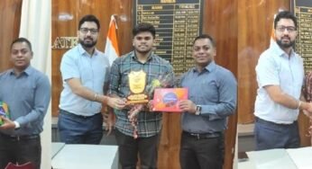 CG : मेधावी छात्रों ने की कलेक्टर से मुलाकात