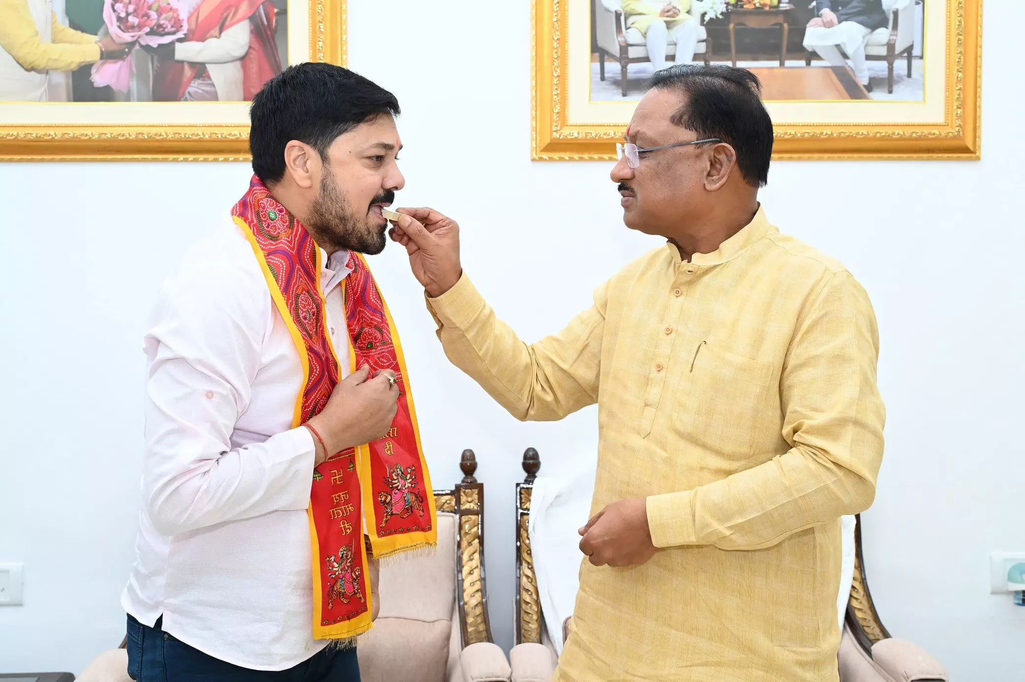 CG : सीएम विष्णुदेव साय ने अनुज शर्मा को दी जन्मदिन की बधाई
