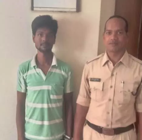CG : रायपुर में कोतवाली पुलिस ने गांजा तस्कर पर कसा शिकंजा, माल के साथ गिरफ्तार