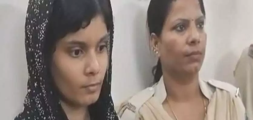 CG : पत्रकार पति की पत्नी ने ही की थी हत्या, आशिक के साथ गिरफ्तार