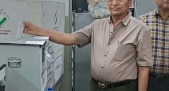 9 संचार प्रतिनिधियों ने पोस्टल बैलेट से किया मतदान