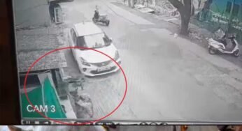 मुंह पर कपड़ा बांधकर आई…; स्कूटी वाली महिला का ‘कांड’ हो गया वायरल