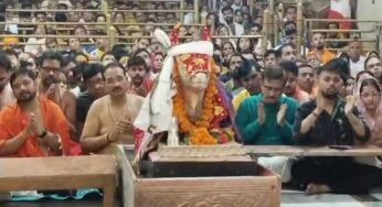PM के भाई पंकज मोदी पहुंचे महाकाल के दरबार, भस्म आरती में शामिल होकर शिव भक्ति में लीन दिखे