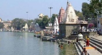 धीरे-धीर मानसून रफ्तार पकड़ रहा है, शिप्रा में आया पानी, नदी के बीच बने मंदिर डूबे
