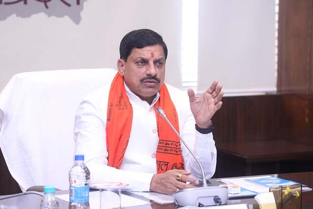 लगातार हो रही बारिश के चलते जिला एवं पुलिस प्रशासन सर्तकता बरते: मुख्यंत्री डॉ. यादव