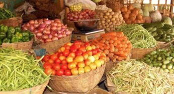 प्याज के दामों में जोरदार तेजी, करेला-मटर 100 के पार, फुटकर टमाटर हुआ सस्ता