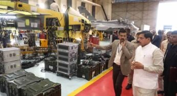मुख्यमंत्री डॉ. यादव ने तेजस में बैठकर खुद को गौरवान्वित महसूस किया