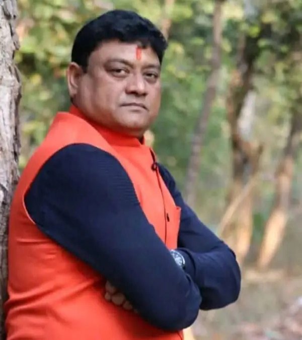 CG : रेलवे ट्रैक पर मिला पूर्व नेता प्रतिपक्ष के भाई का शव, खुदकुशी की आशंका