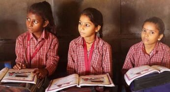 प्रदेश में 22 लाख से अधिक स्कूल जाने वाले विद्यार्थियों को वितरित की पाठ्य पुस्तकें